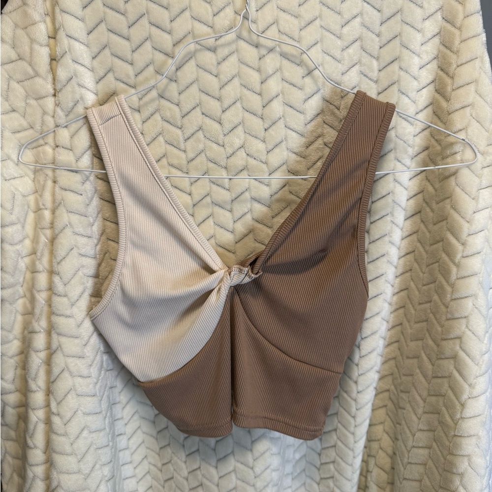 Brown crop top - Picture 3 of 3